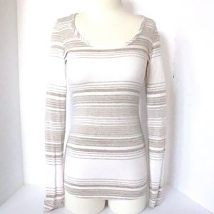 Soft stretchy scoop neck long sleeve knit sweater
